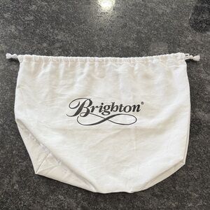 Brighton dust ruffle bag